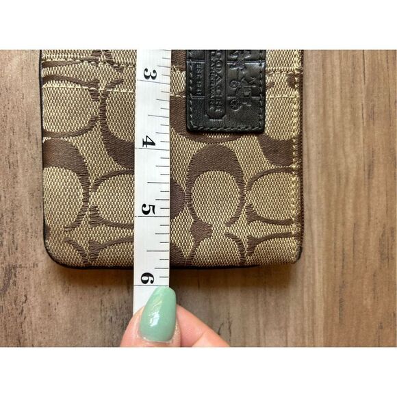 Y2K Coach Signature C Dark Brown Zippered Wristlet Micro Pouch - Picture 5 of 6